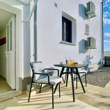 Mini Lea Apartmán Jadranovo